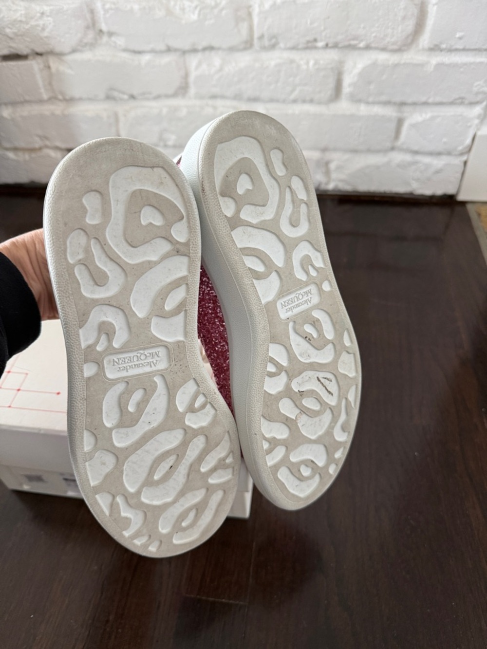 Alexander McQueen Women’s Galaxy Glitter Bubblegum Pink Low-Top Sneakers 36.5 - Picture 7 of 12